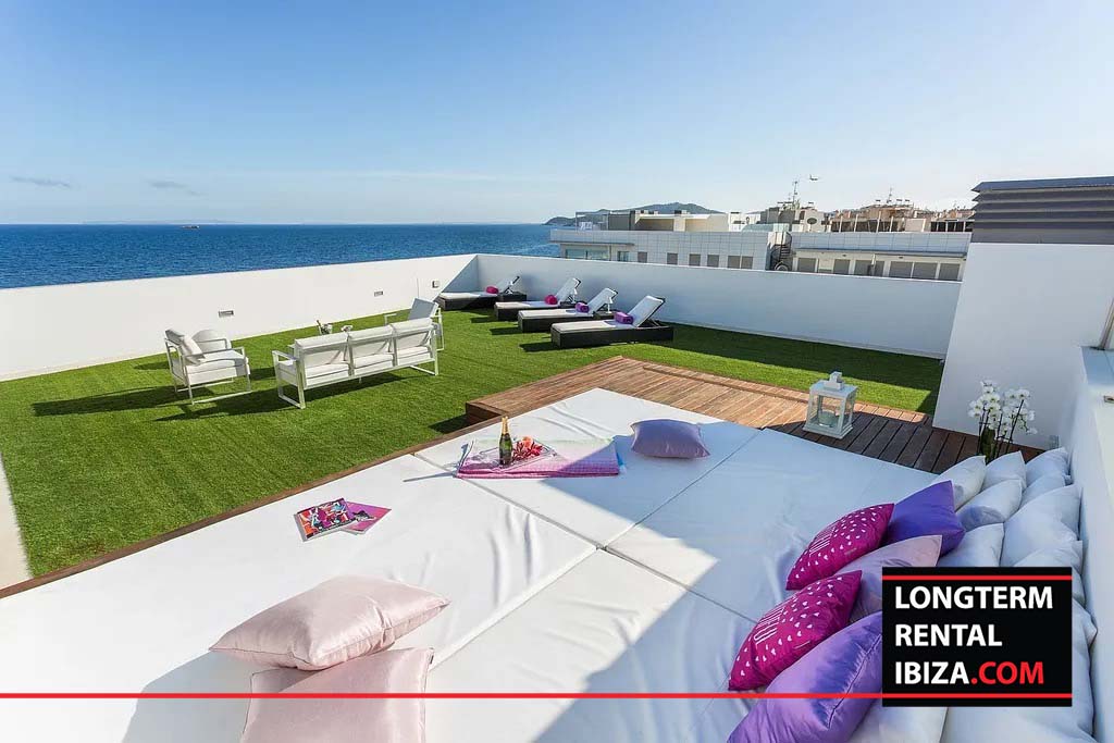 Long Term Rental Ibiza - Penthouse Royal Beach Heaven